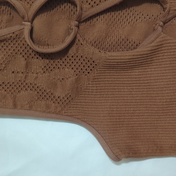 NWT Out From Under Sleeveless Cutout Top, Color Brown Size XS/S - Picture 10 of 15